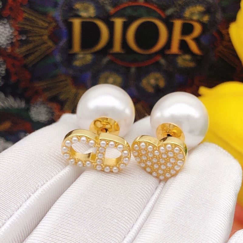 Christian Dior Earrings - Click Image to Close